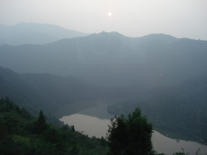 Image: /media/?path=/trips/2007-08-13 China/2007-08-19_Xi'an-Wudang/20070819-183328-0-Jason.jpg